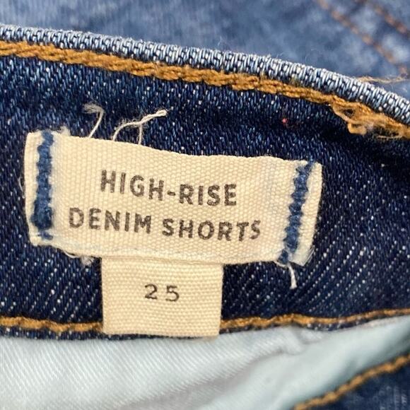 MADEWELL Cutoff High-Rise Denim Jean Shorts in Glenoaks Wash - Picture 11 of 12
